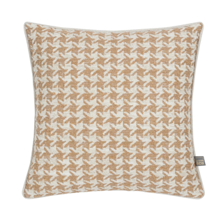 Outline of Cushion on white background 