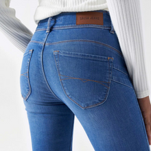 Load image into Gallery viewer, Salsa Cropped Skinny Secret Push In Jeans | Blue
