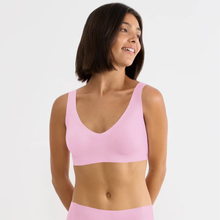 Load image into Gallery viewer, Sloggi Zero Feel 2.0 Floral Pink Bralette
