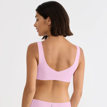 Load image into Gallery viewer, Sloggi Zero Feel 2.0 Floral Pink Bralette
