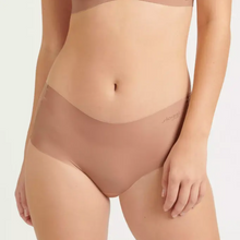 Load image into Gallery viewer, Sloggi Zero Microfibre 2.0 Short | Natural
