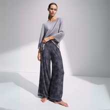 Load image into Gallery viewer, Triumph Aura Spotlight Pyjama Set | Grey
