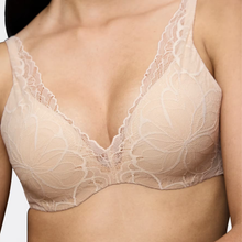 Load image into Gallery viewer, Triumph Body Make Up Illusion Lace WP | Ivory / Nude Beige
