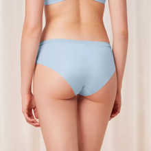 Load image into Gallery viewer, Triumph Body Make Up Soft Touch Hipster | Baby Blue
