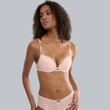 Load image into Gallery viewer, Triumph That Night In Vegas Push Up Bra
