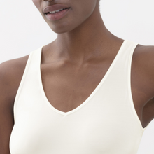 Load image into Gallery viewer, Mey V-Neck Cami | Champagne
