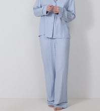 Load and play video in Gallery viewer, Triumph Amourette Jacquard Pyjamas
