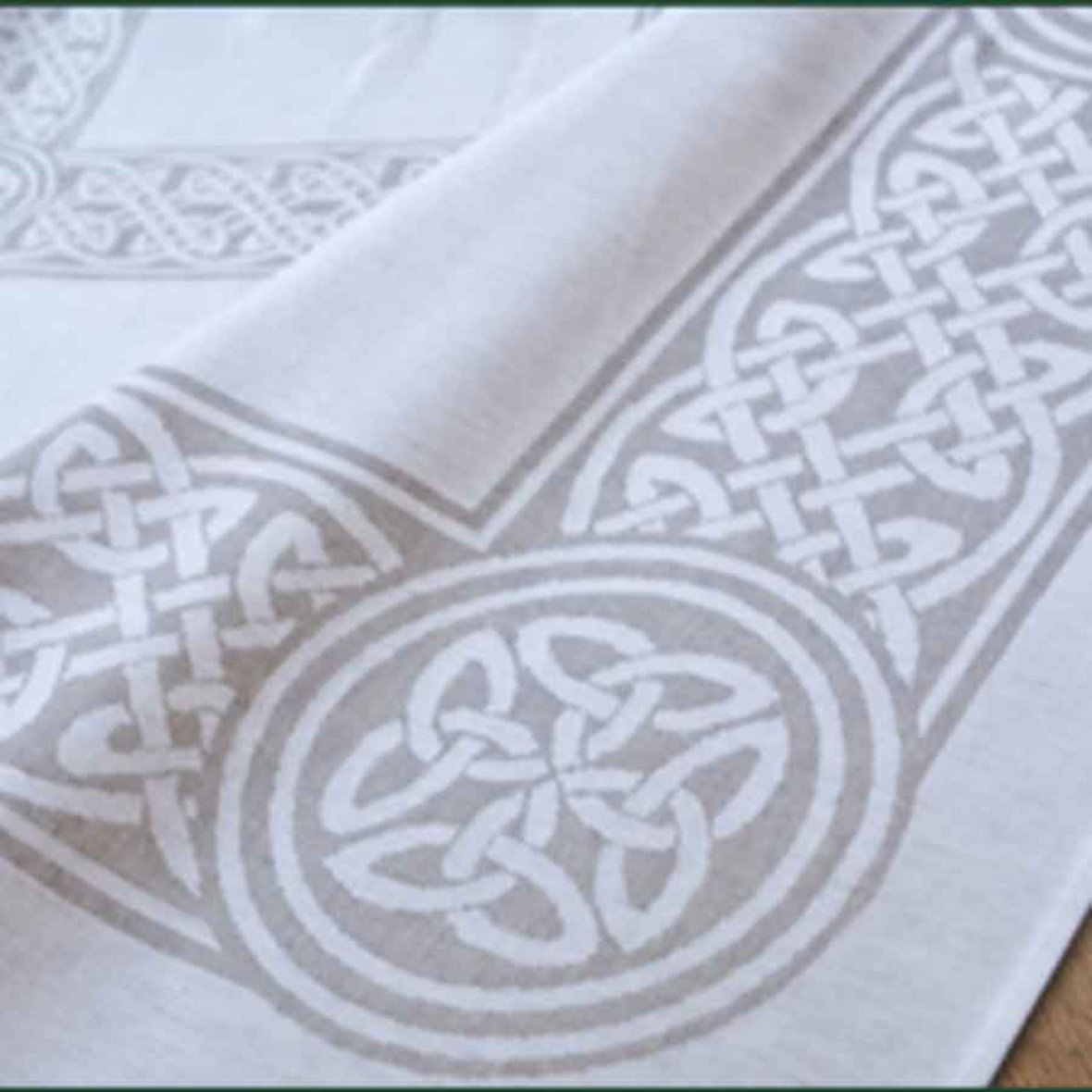 Ferguson Irish Linen Colmcille Tablecloth
