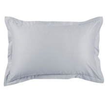 Load image into Gallery viewer, Christy 400 TC Pillowcases Platinum
