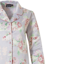 Load image into Gallery viewer, Pastunette Deluxe Pretty Floral Print Pyjamas
