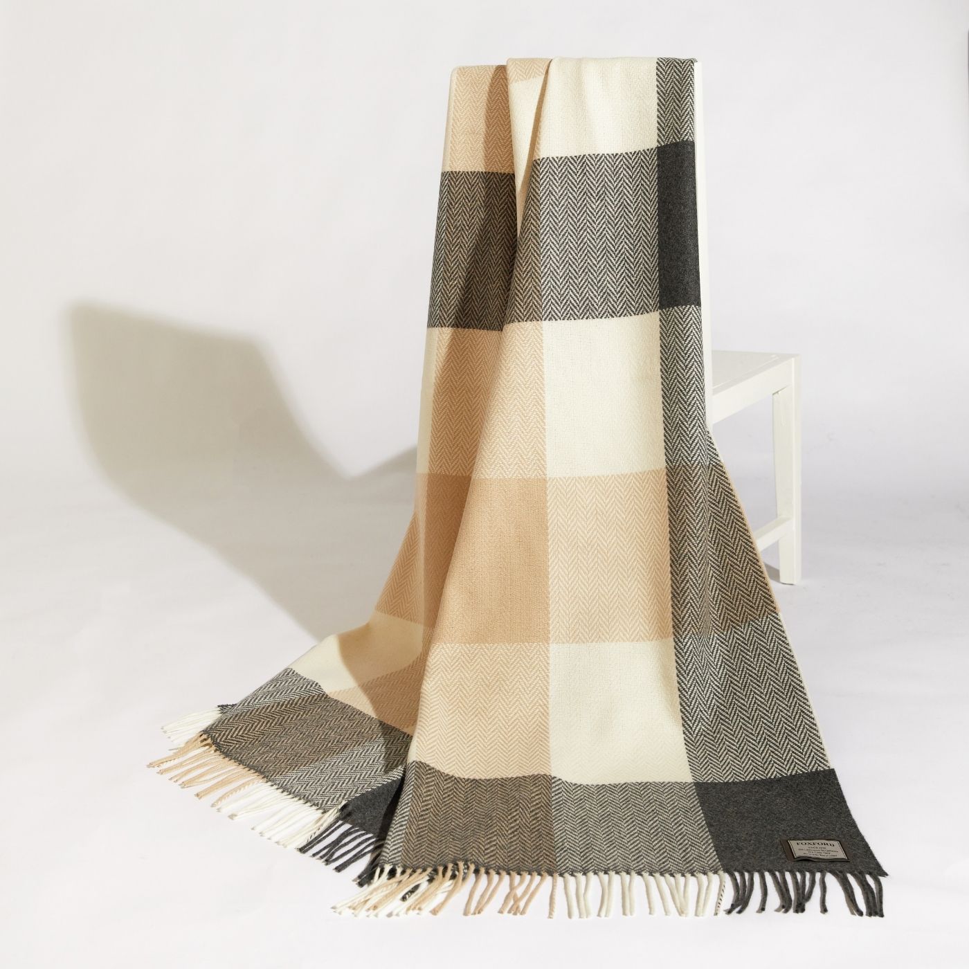 Foxford Rug Foxford Classic Three Colour Knee Rug – Geoghegans Of Navan