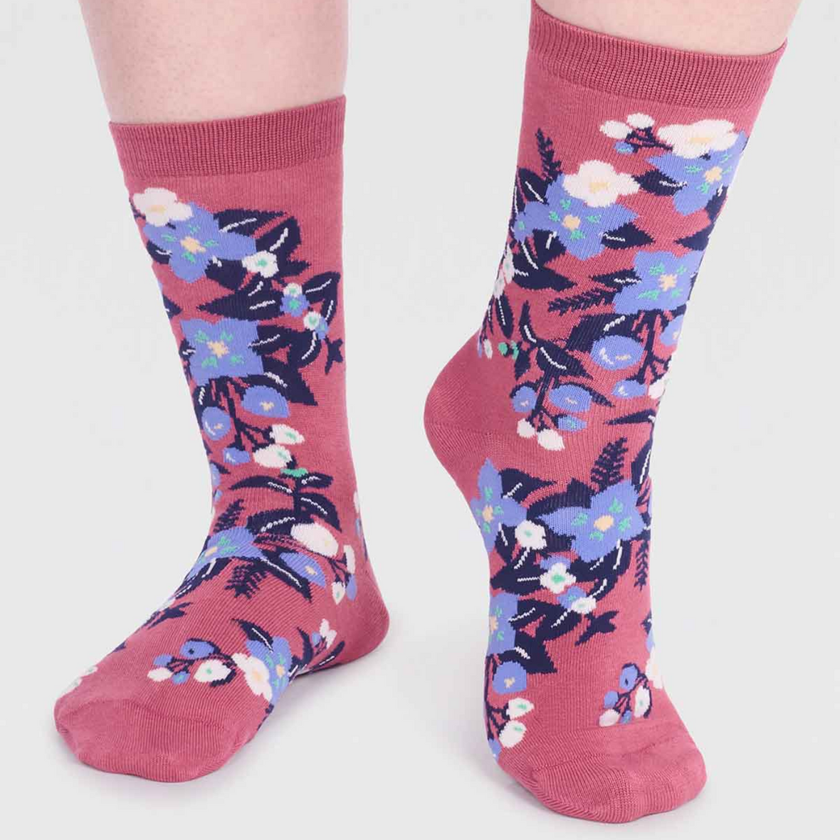 A front shot of the Thought Arya Bamboo Floral Socks. 
