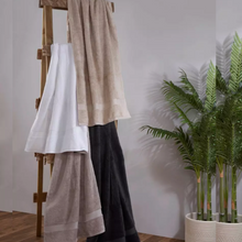 Load image into Gallery viewer, Linen Consultancy Hand Towel Natural
